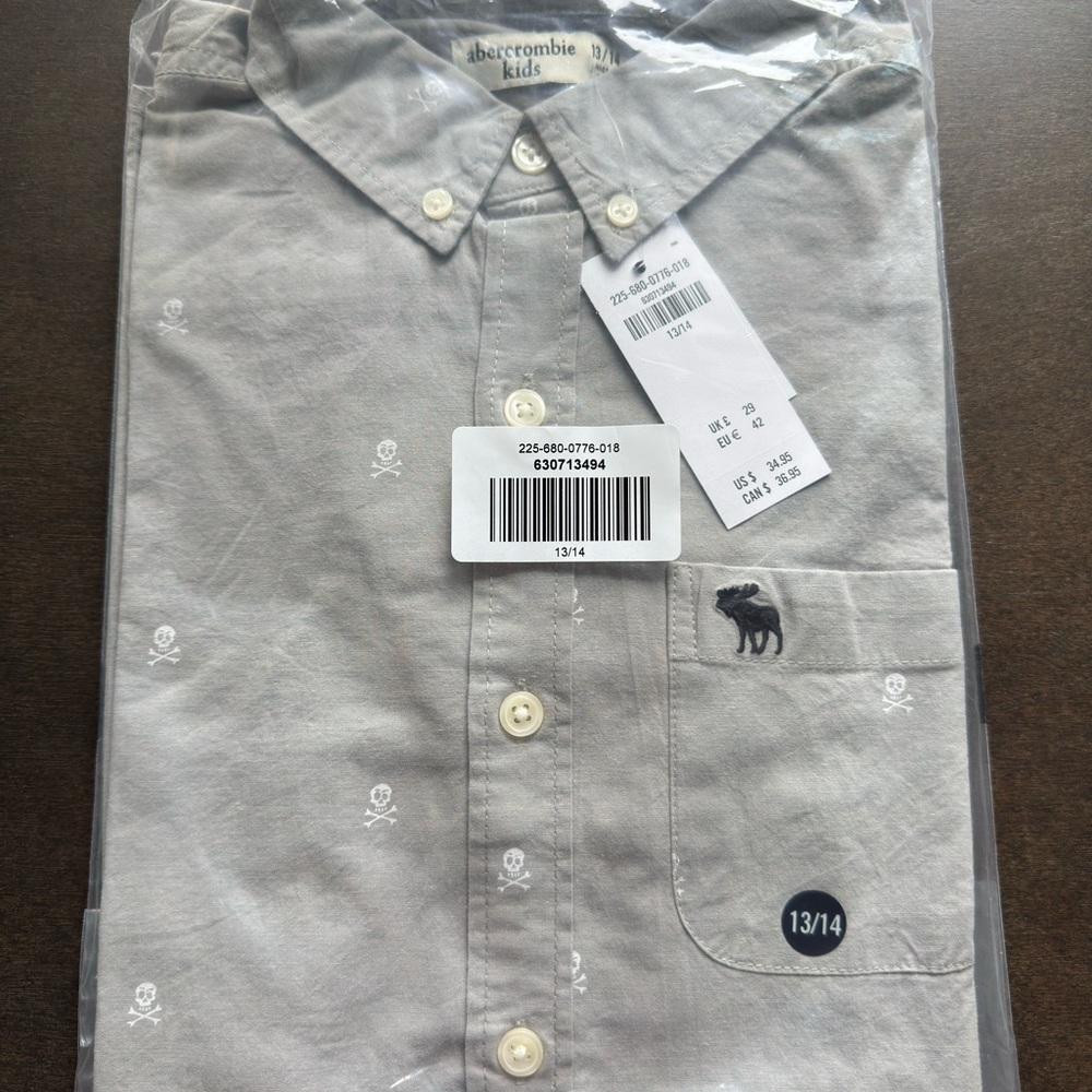 Abercrombie Kids Gray Casual Button Down Shirt